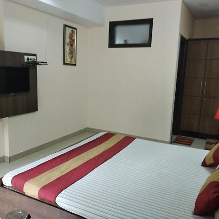 Hotel Palace Amritsar Esterno foto