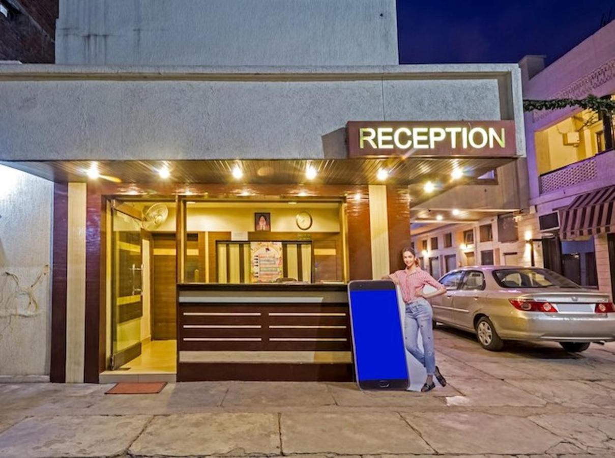 Hotel Palace Amritsar Esterno foto