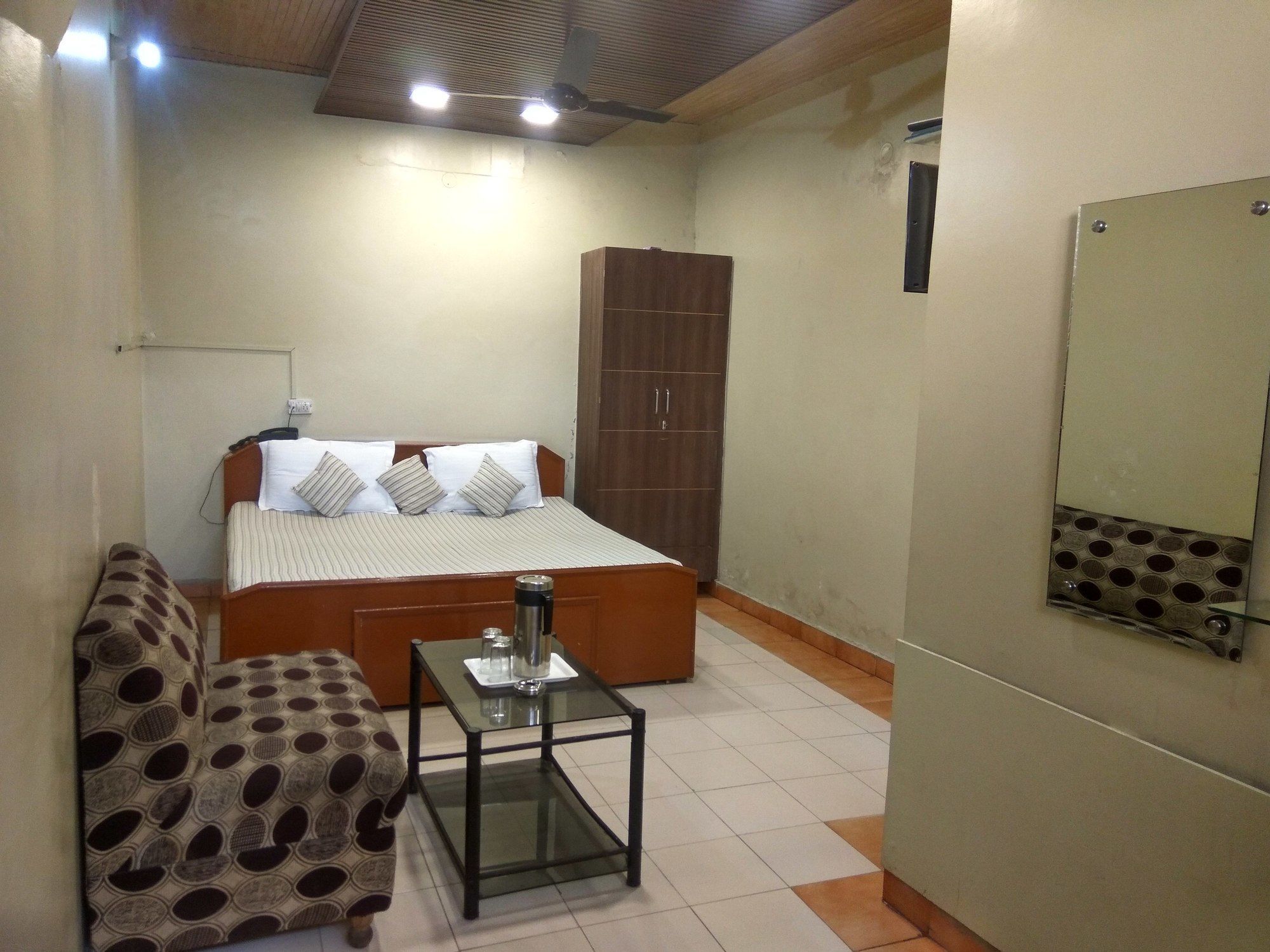 Hotel Palace Amritsar Esterno foto