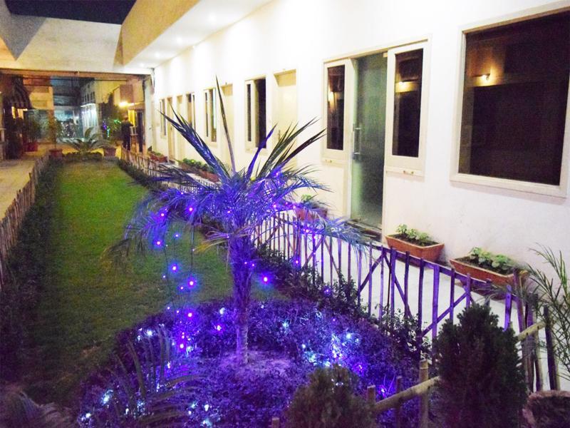 Hotel Palace Amritsar Esterno foto